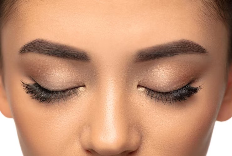 Lashes makes everything better.
