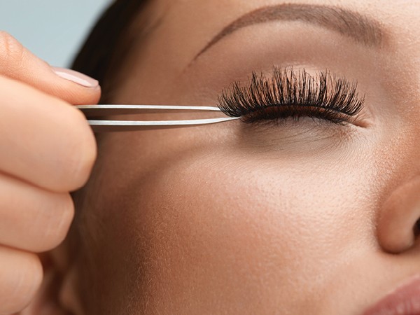 Lash Remover